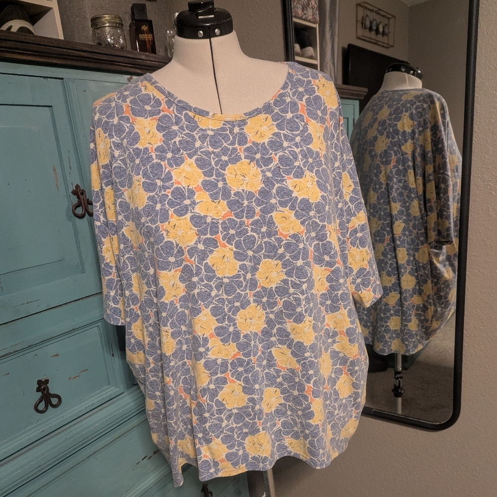 LuLaRoe Blue and Yellow Floral Short Sleeve Top